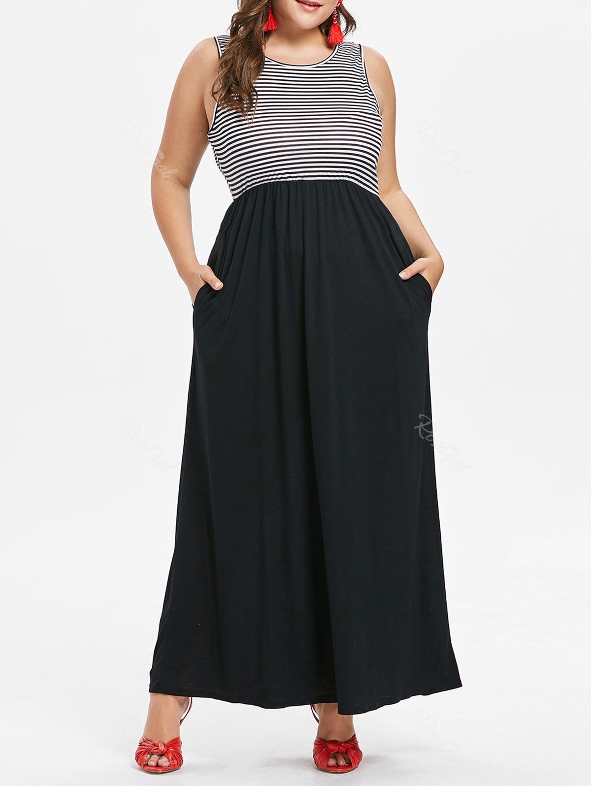 

Plus Size Sleeveless Stripe Panel Maxi Dress, Black