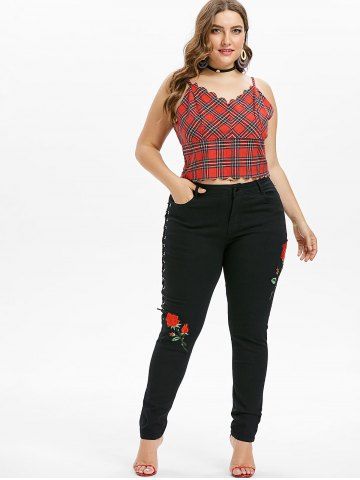 

Plus Size Lace Up Flower Applique Jeans, Black