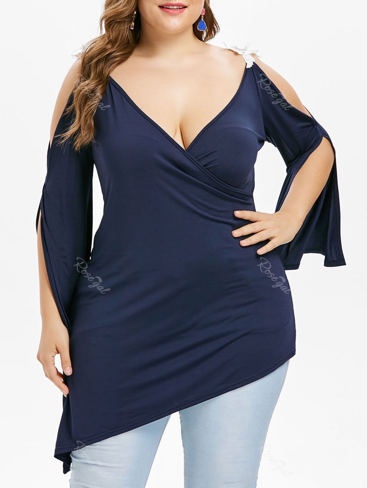

Plus Size Applique Cold Shoulder Top, Deep blue