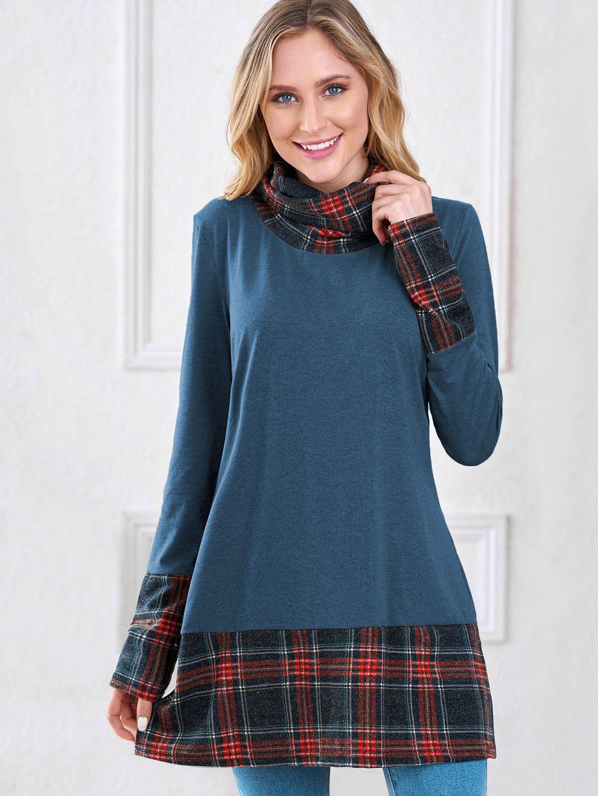 

Plaid Insert Turtleneck Sweatshirt, Blue