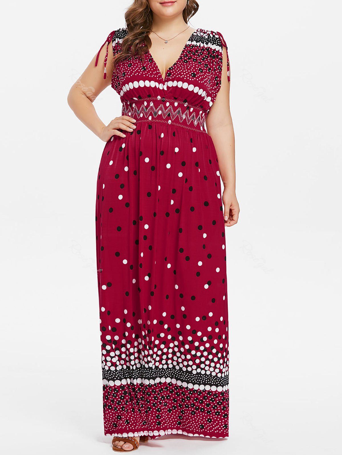 [19% OFF] Plus Size Polka Dot Maxi Dress | Rosegal