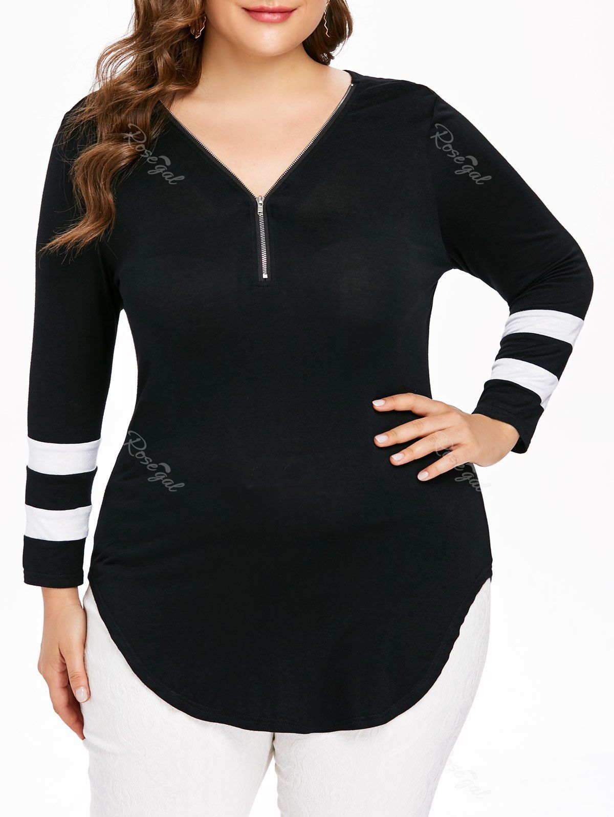 

Plus Size Zip V Neck Curvy T-shirt, Black