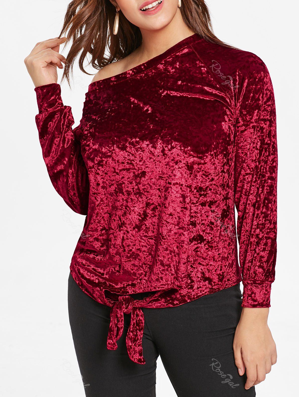 

Skew Neck Velvet T-shirt with Tie, Red wine