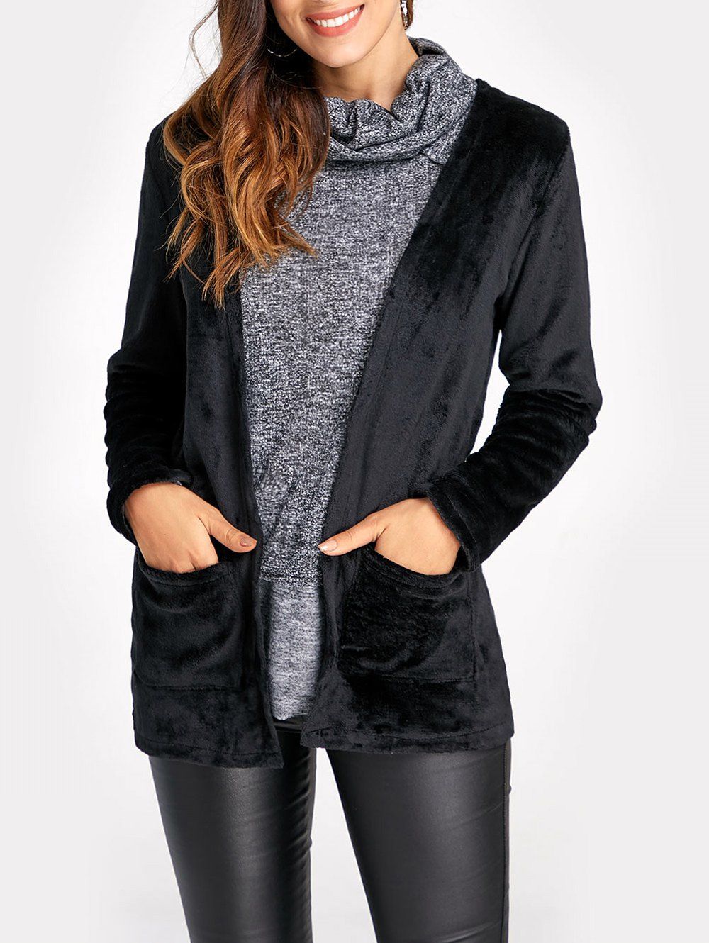 

Pockets Fluffy Coat, Black