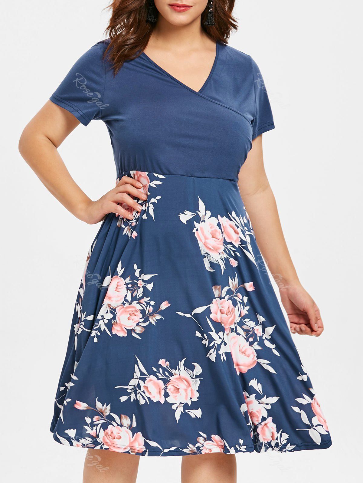 

Floral Print Plus Size Surplice Neck Fit and Flare Dress, Blue