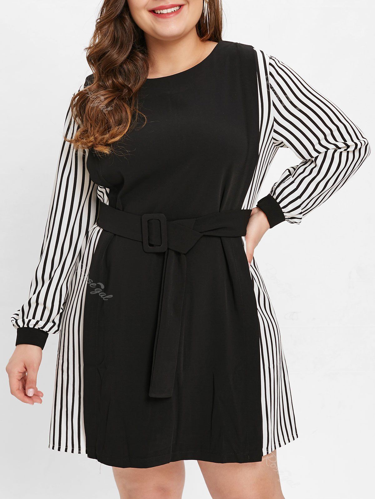 

Striped Panel Plus Size Round Neck Dress with Belt, Black