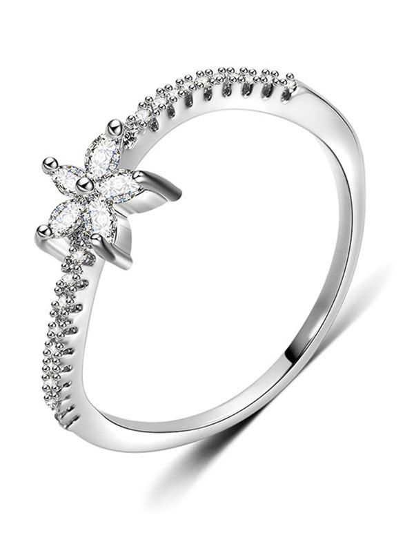 

Rhinestone Floral Design Finger Ring, Silver