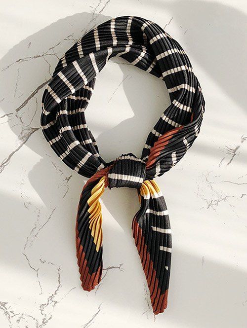 

Pleated Textured Stripe Scarf, Red wine