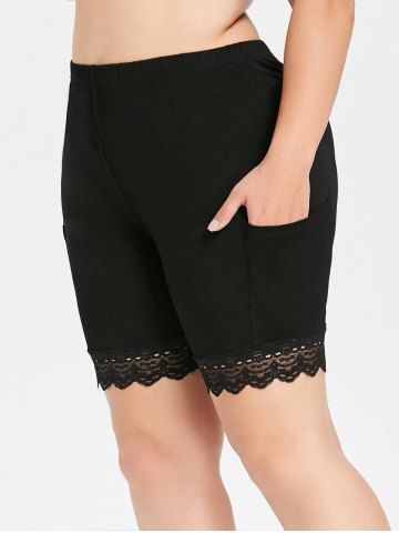 

Plus Size Pockets Lace Trim Short Leggings, Black