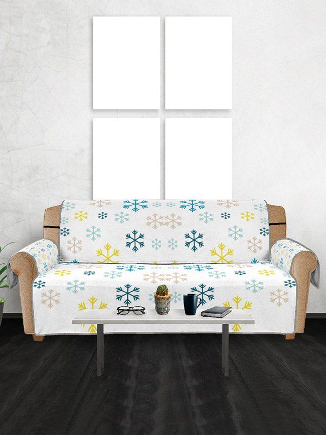 

Christmas Snowflakes Pattern Couch Cover, Multi