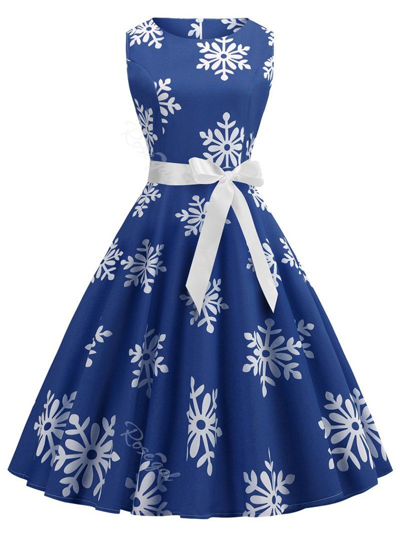 [33% OFF] Plus Size Vintage Snowflake Print Christmas Flare Dress | Rosegal