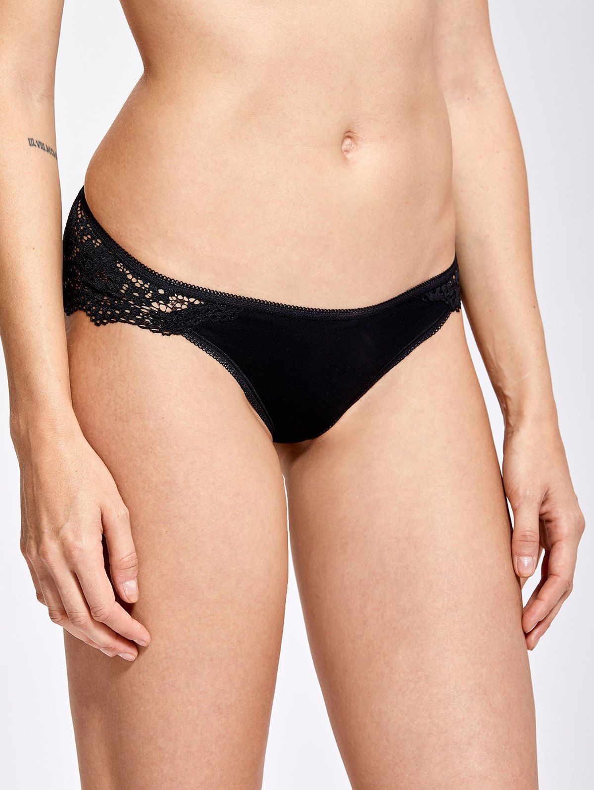 

Lace Insert Low Waisted Briefs, Black