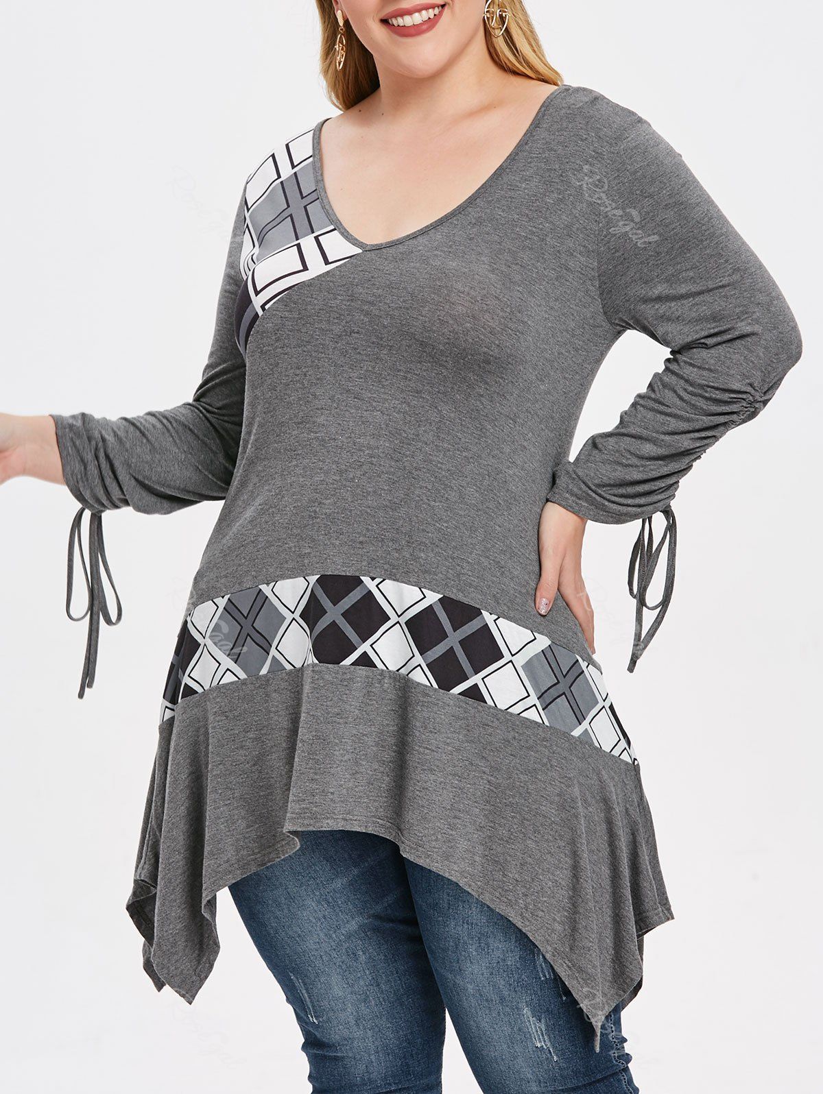 

Plus Size V Neck Plaid Asymmetrical Tee, Gray