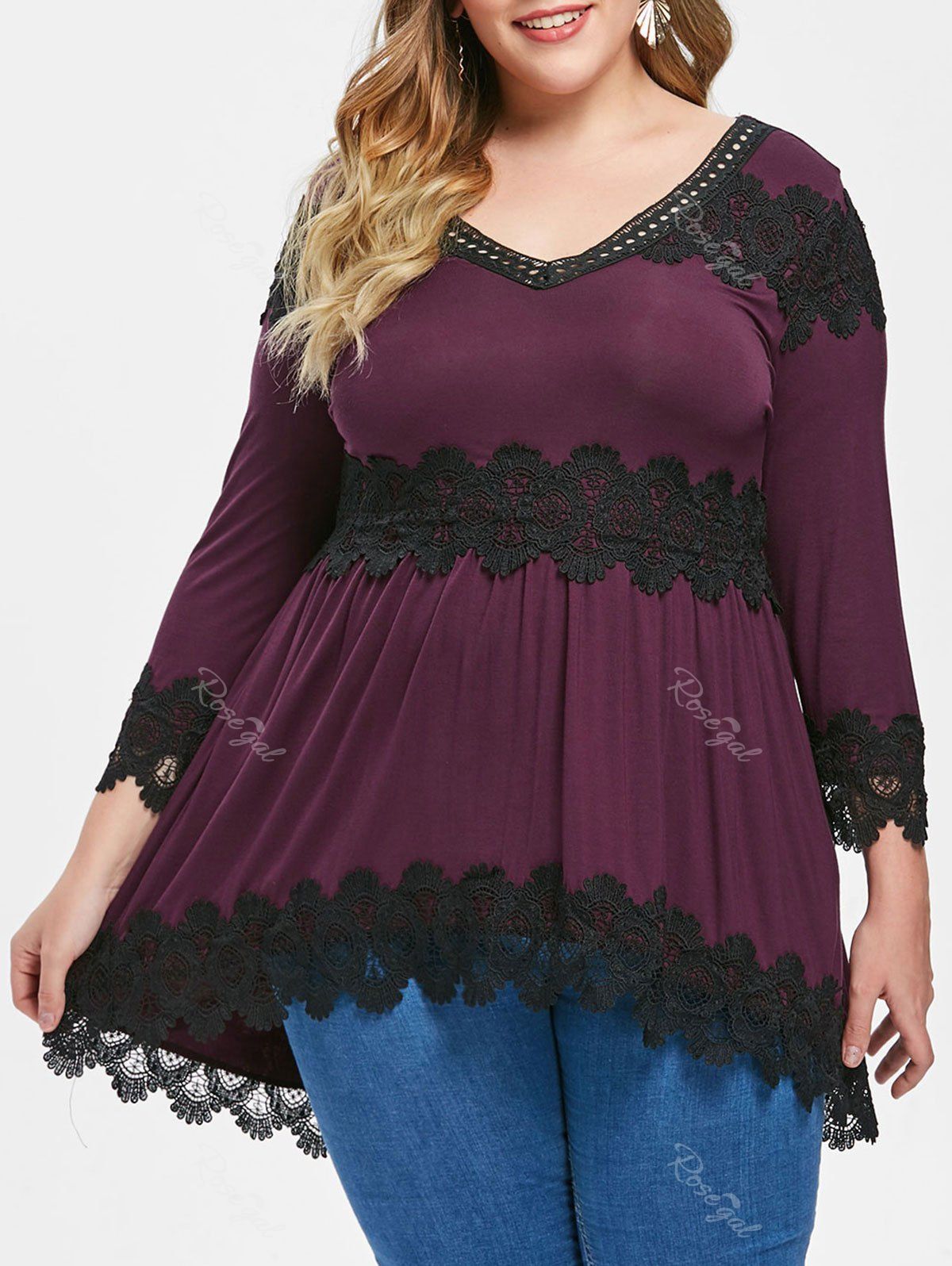 

Plus Size Lace Applique V Neck Top, Red