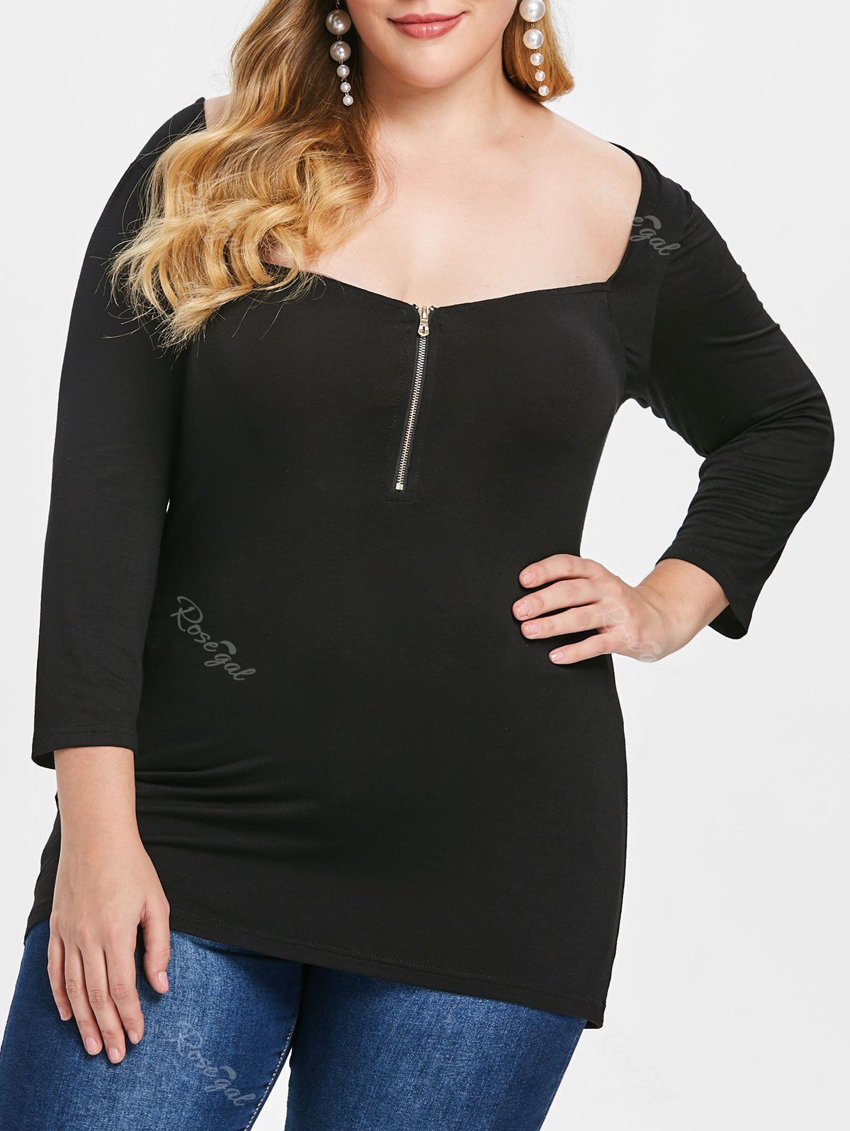 

Sweetheart Neck Plus Size Heart Half Zip T-shirt, Black
