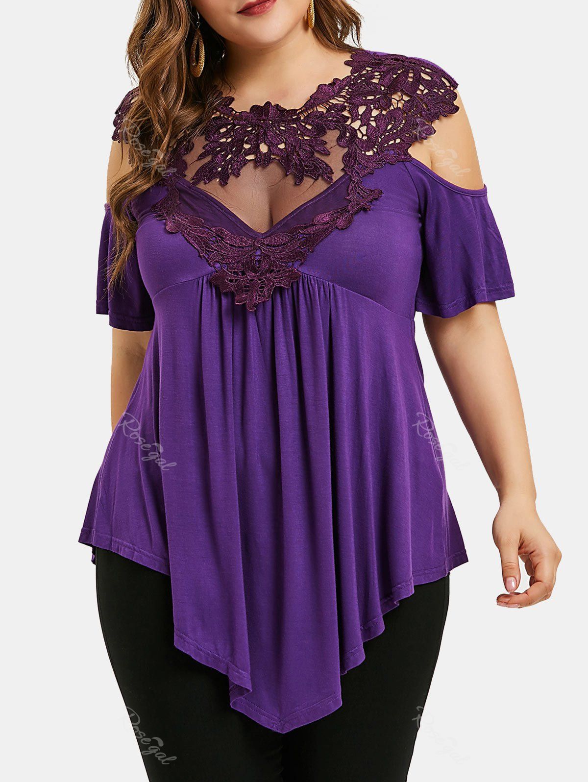 

Cold Shoulder Applique Plus Size Tunic Tee, Purple