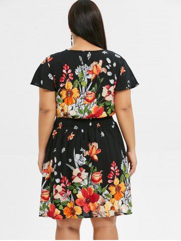 

Floral Shirred Plus Size Surplice Dress, Black
