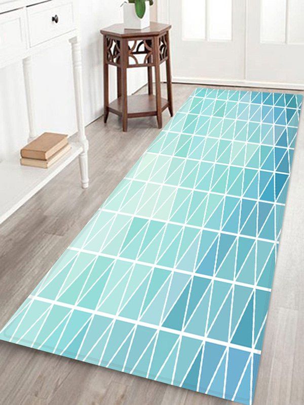 

Geometric Triangle Pattern Floor Mat, Multi
