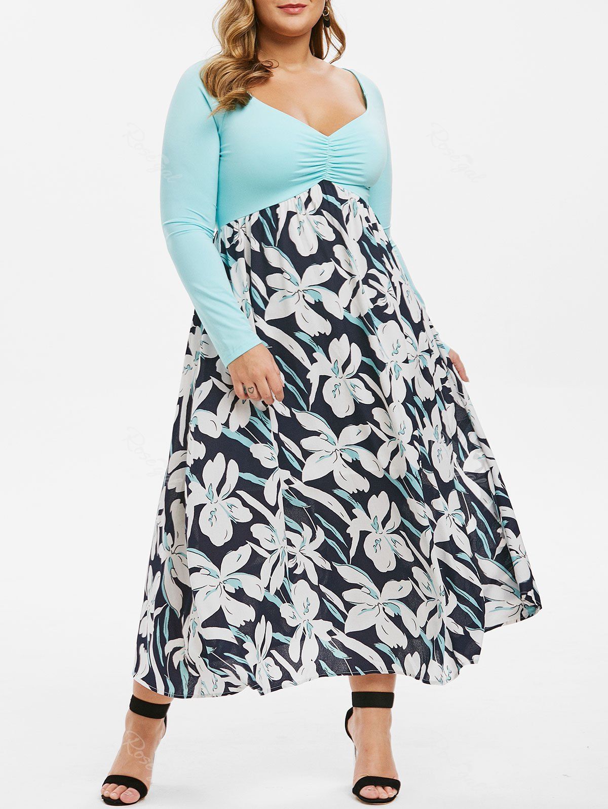 

Plus Size Pleated Front Raglan Sleeve Floral Dress, Multi