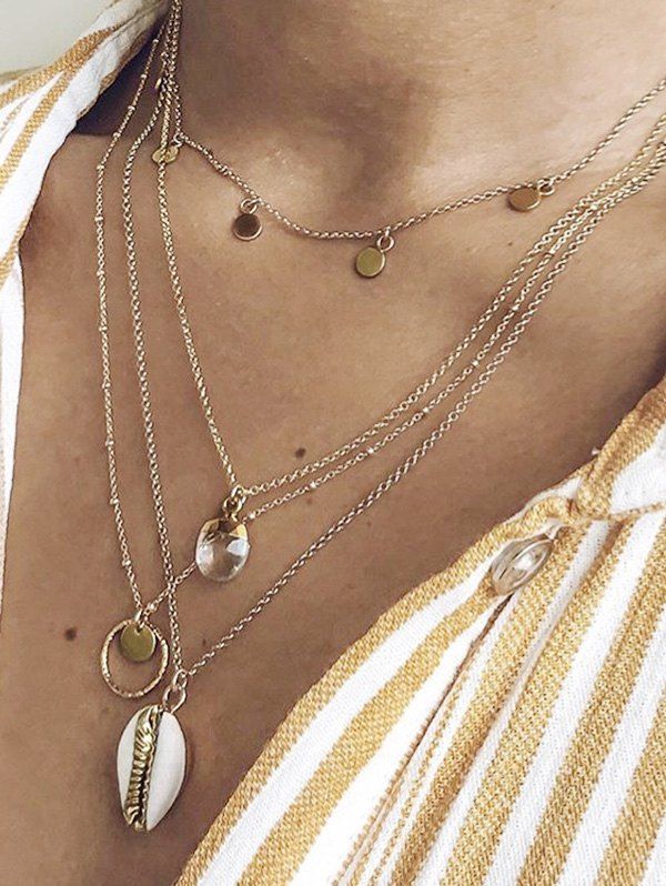 

Shell Round Pendant Multilayered Necklace, Gold