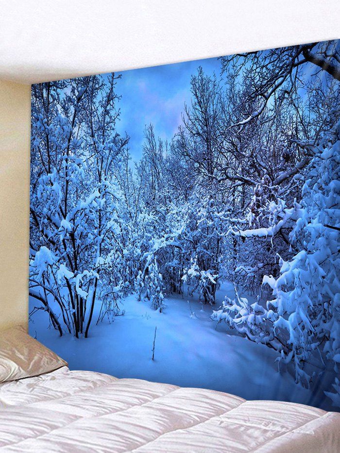 

Snow Night Moon Pattern Tapestry, Multi