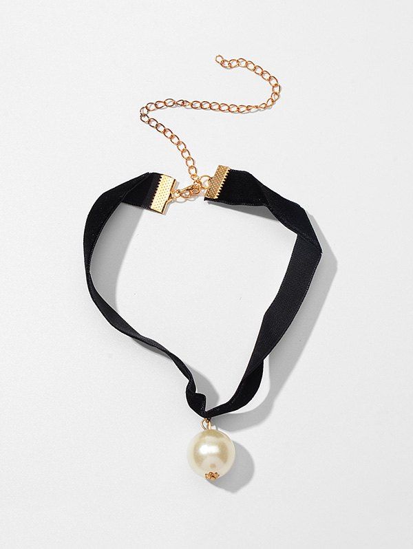 

Faux Pearl Pendant Velour Choker Necklace, White