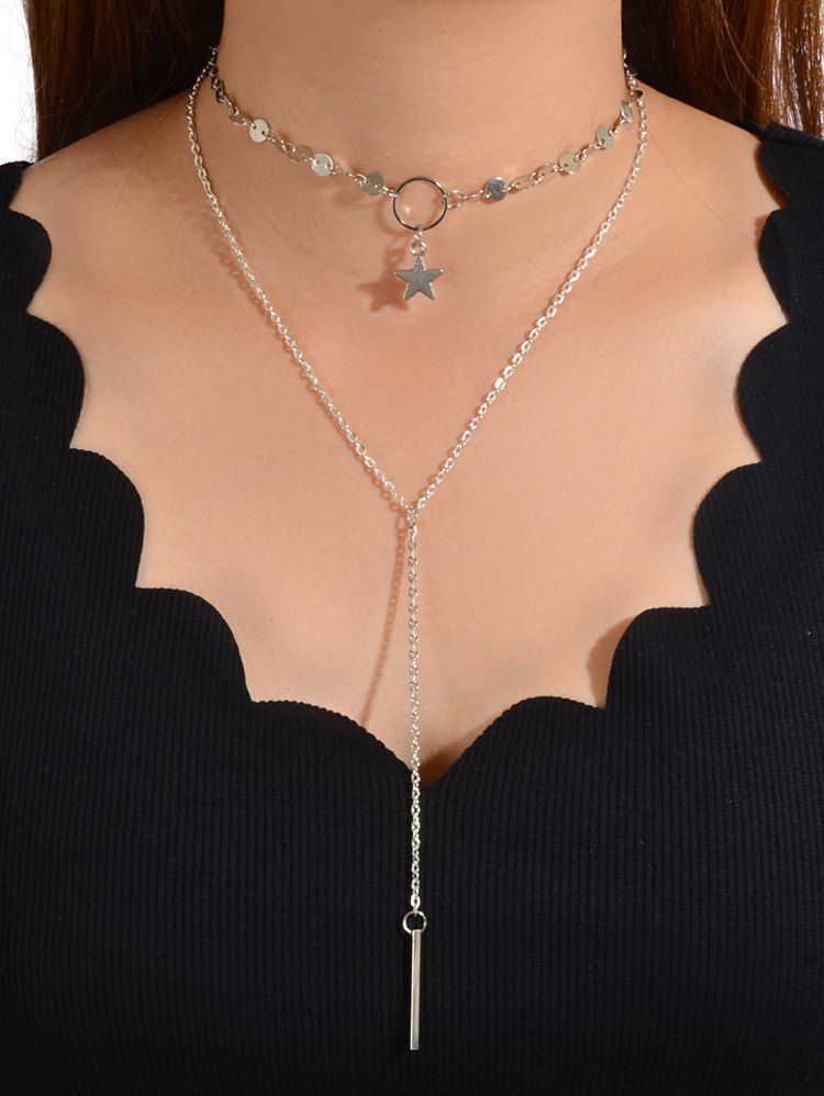 

Star Round Pendant Layered Necklace, Silver