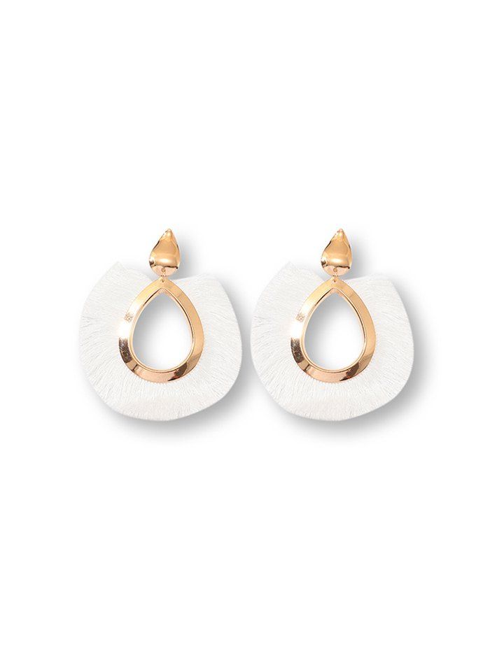 

Water Drop Shape Fringed Earrings, White