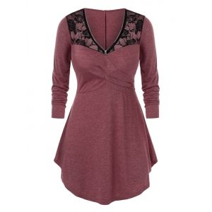 

Plus Size Lace Panel Sheer Zip Curved Tunic Tee, Red wine