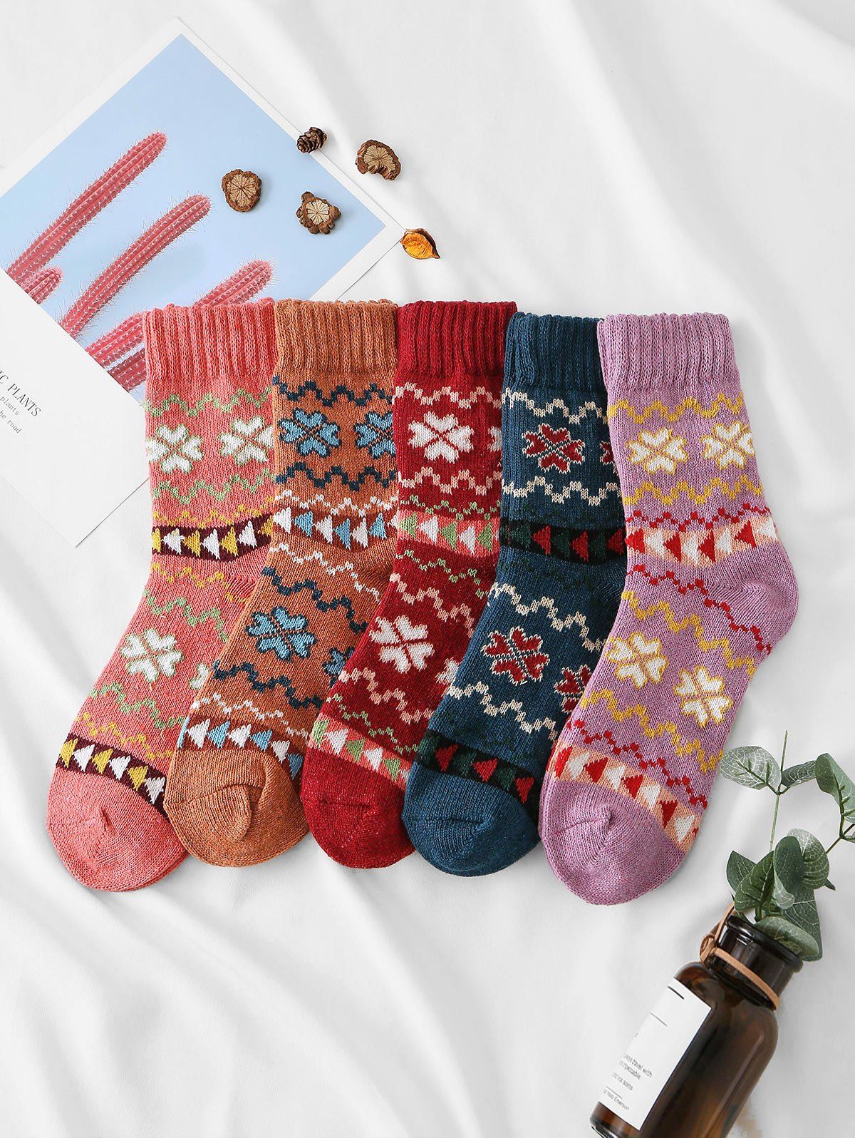 

5 Pairs Clover Pattern Crew Length Socks Set, Multi-a