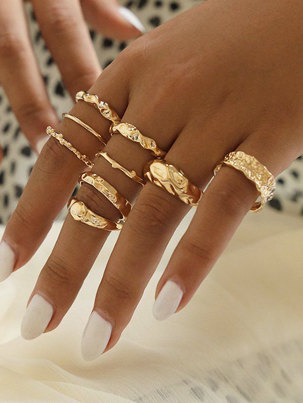 Outfit 9 Piece Simple Style Crinkle Metal Finger Rings Set  