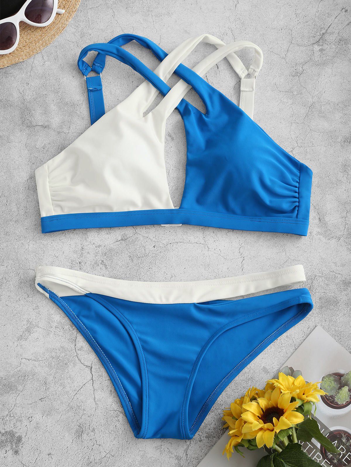 

Two Tone Crisscross Keyhole Low Rise Bikini Swimwear, Ocean blue