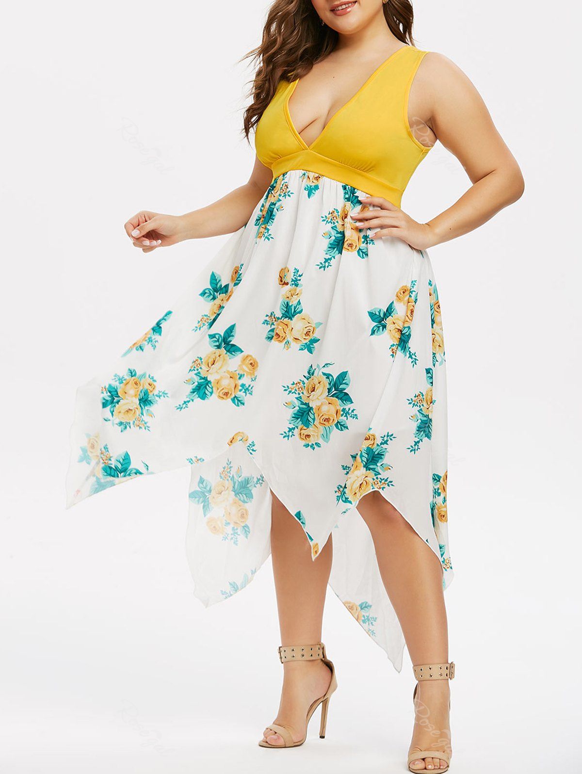 

Plunge Handkerchief Floral Plus Size Dress, White