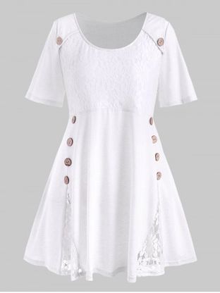 Plus Size Flower Lace Button Embellished T-shirt