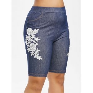 

Plus Size Lace Applique Chambray Shorts, Denim blue
