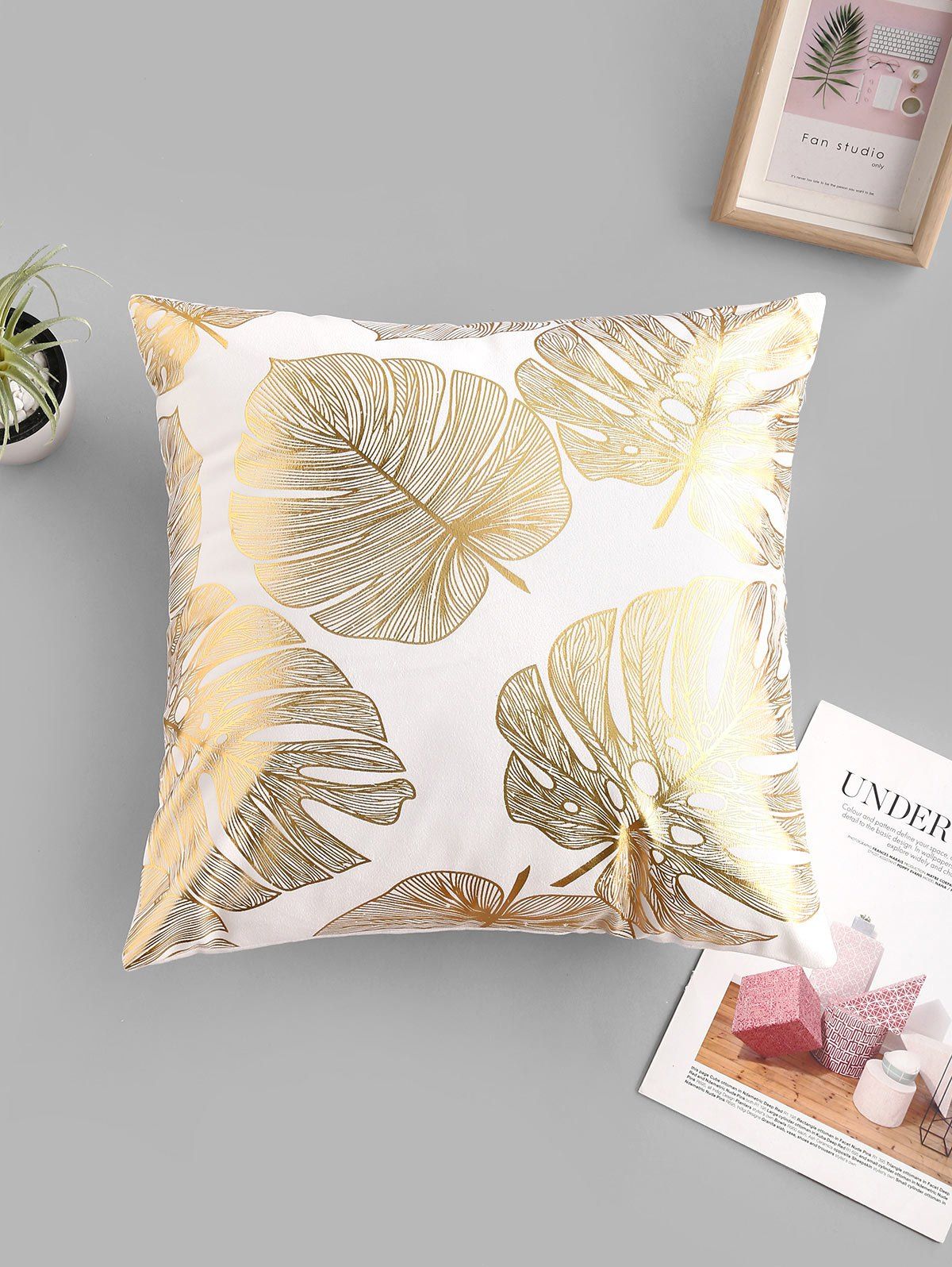 

Geometric Leaf Bronzing Pattern Sofa Cushion Pillowcase, Multi-a