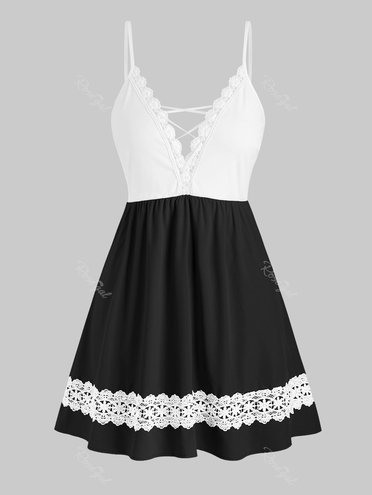 

Two Tone Lace Trim Lattice Plus Size Cami Dress, Black