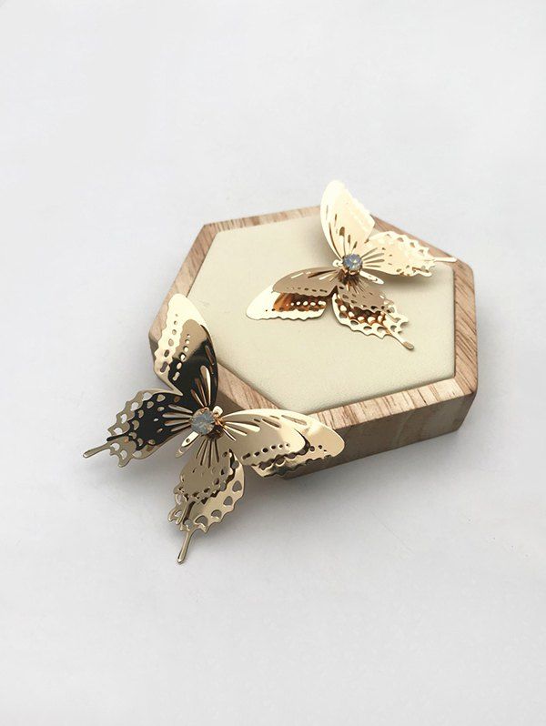 

Hollow Out Butterfly Shape Stud Earrings, Golden