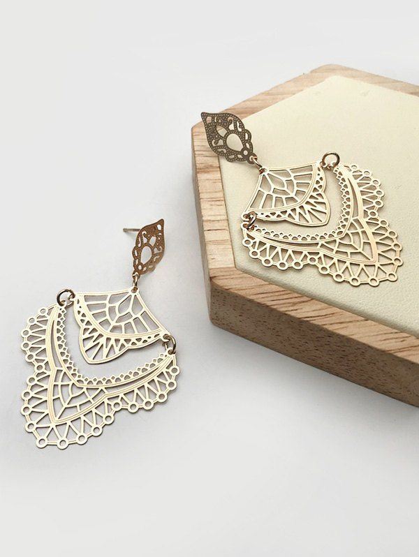 

Hollow Out Pattern Alloy Drop Earrings, Golden