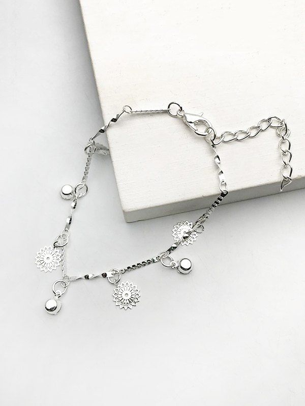 

Rhinestone Flower Pattern Charm Bracelet, Silver