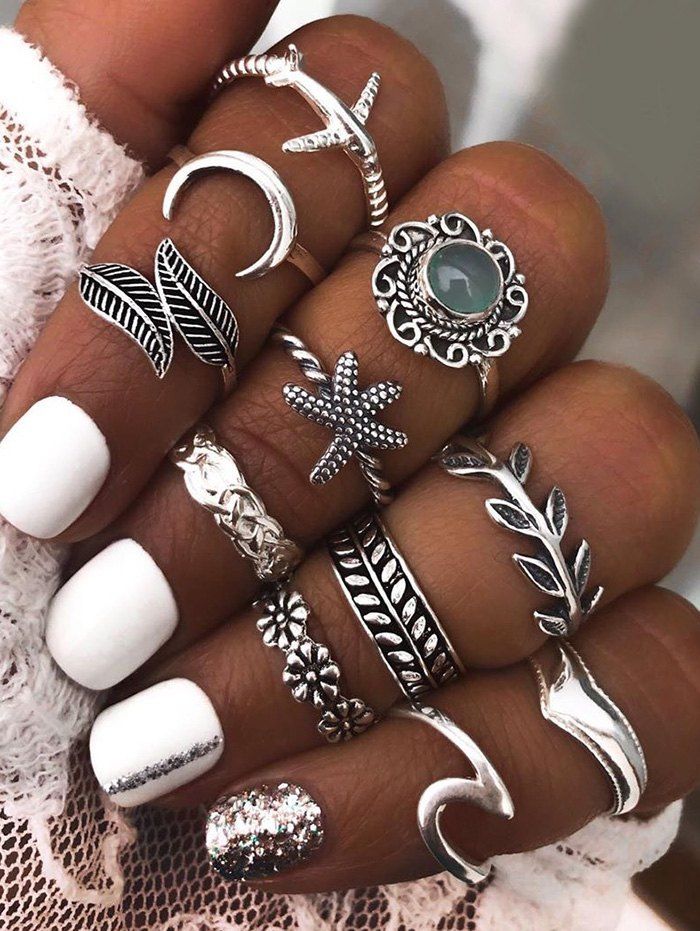 Trendy 11 Pcs Leaves Starfish Moon Carved Ring Set  