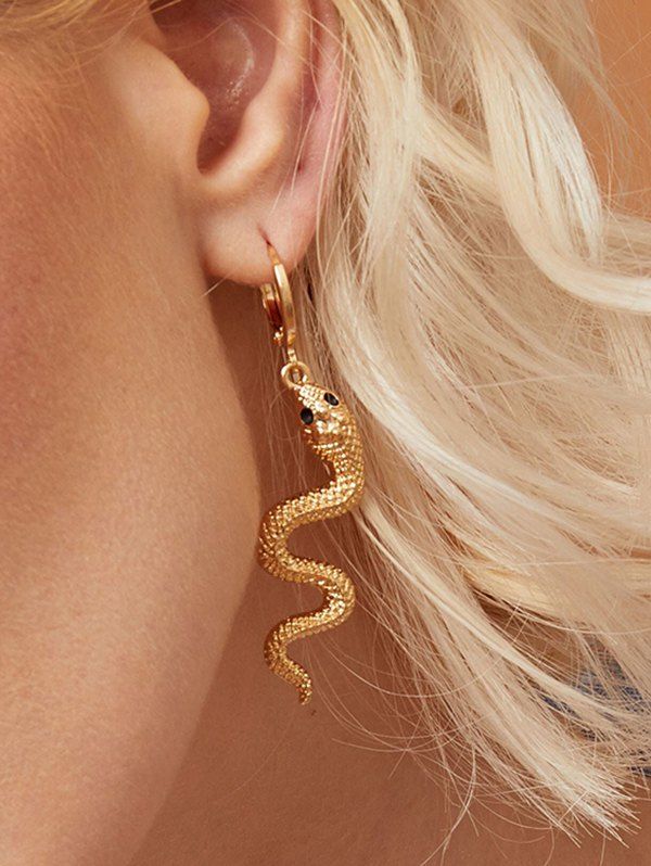 

Textured Snake Clip Earrings, Golden