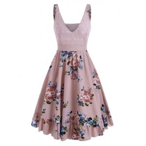 

Guipure Panel Floral Print Flippy Hem Dress, Light pink