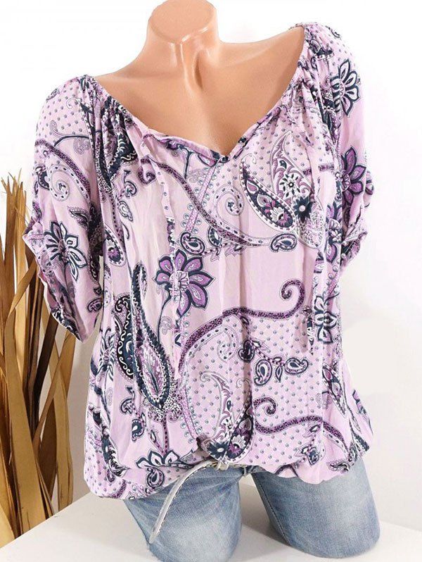 

Plus Size Paisley Floral Print Tied Tops, Light pink