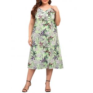

Cami Floral Plus Size Midi Dress, Light green