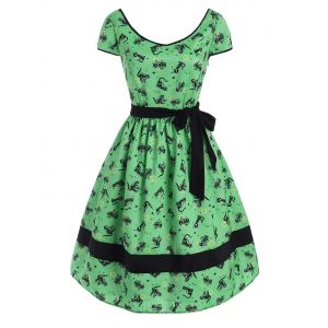 

Belted Cat Snowflake Star Print Cap Sleeve Dress, Light green