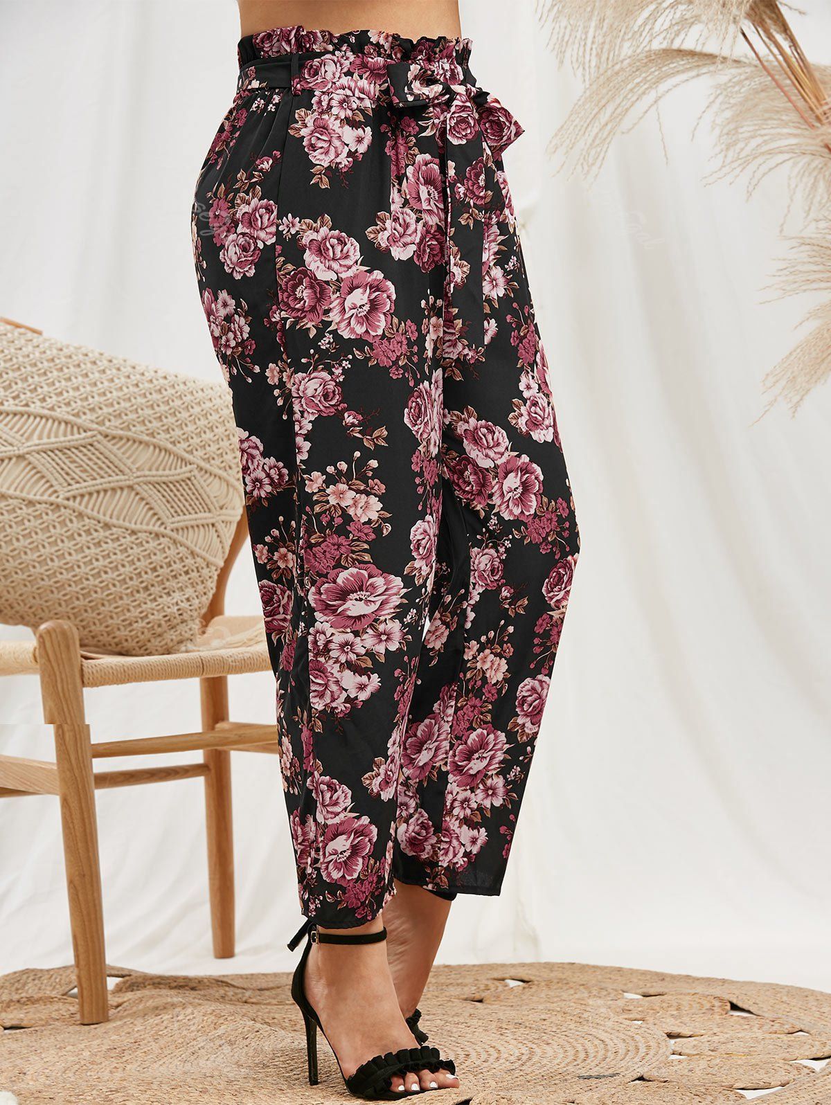 

Plus Size Floral Print Belted Paperbag Pants, Black