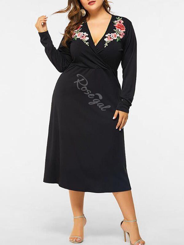 

Plus Size Plunge Applique Midi Surplice Dress, Black