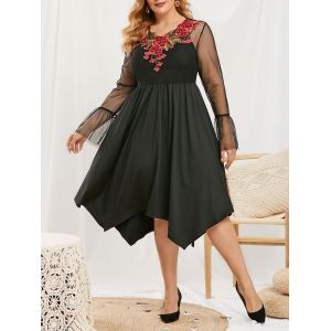 

Plus Size Flower Applique Lace Flare Sleeve Dress with Camisole, Black