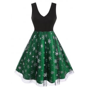 

Plus Size Christmas Snowflake Mesh Fit and Flare Dress, Green
